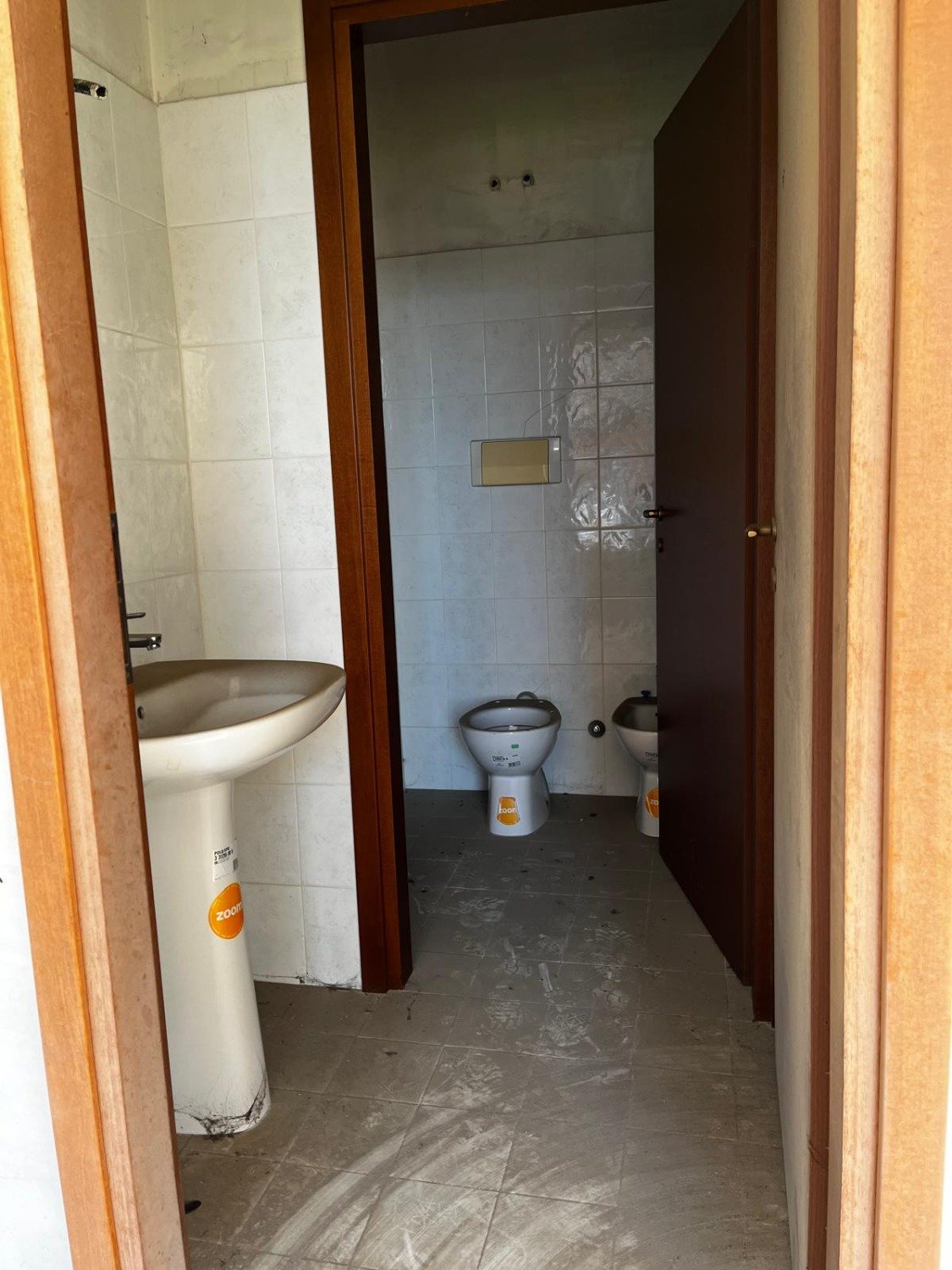 Finocchio – Negozio 1 locali € 45.000 NT101