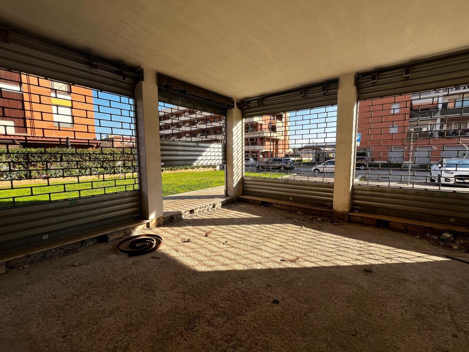Finocchio – Negozio 1 locali € 45.000 NT101