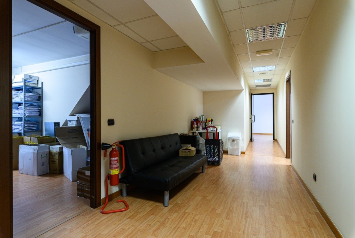 Spinaceto – NEGOZIO / UFFICIO € 115000 XT402