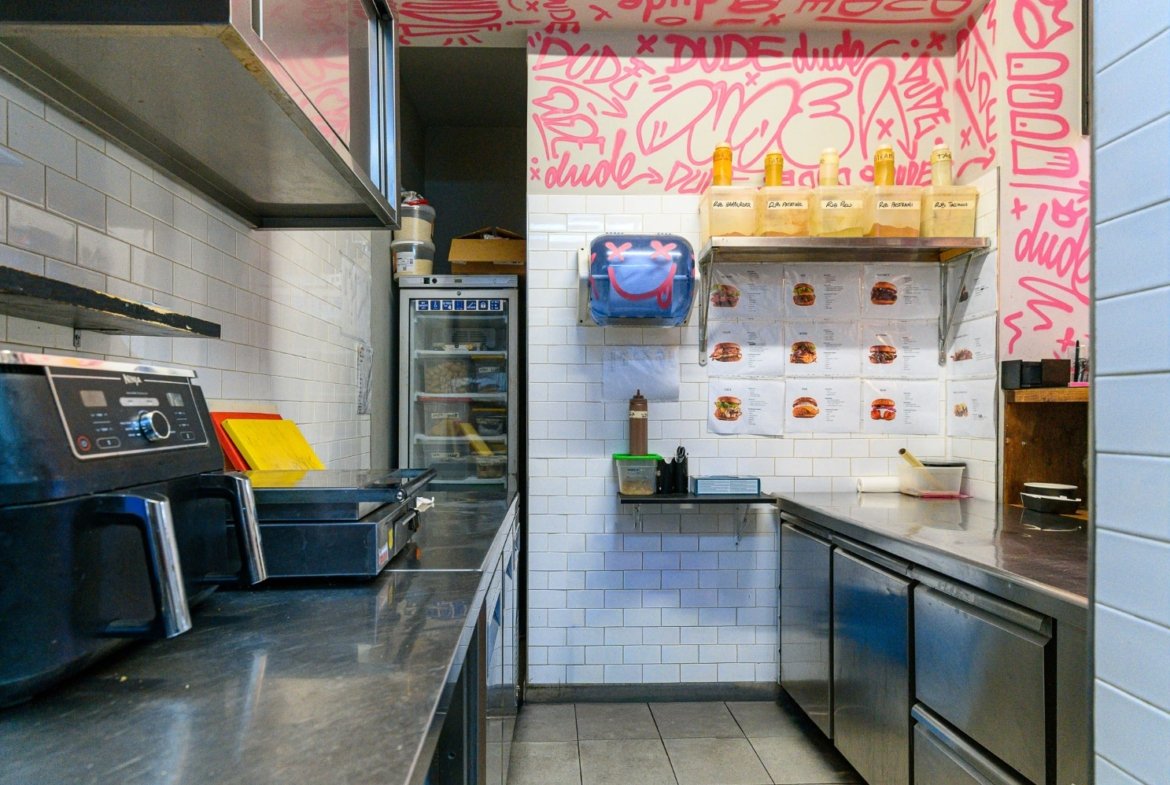 PIGNETO – BEER & FOOD BAR – € 50.000 XT302