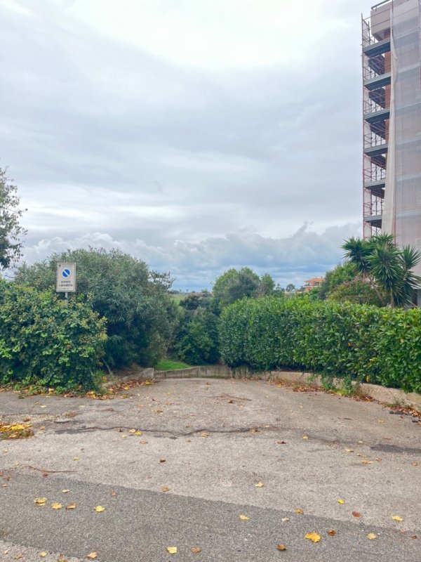 Pomezia – 1 locali � 21000 BT106