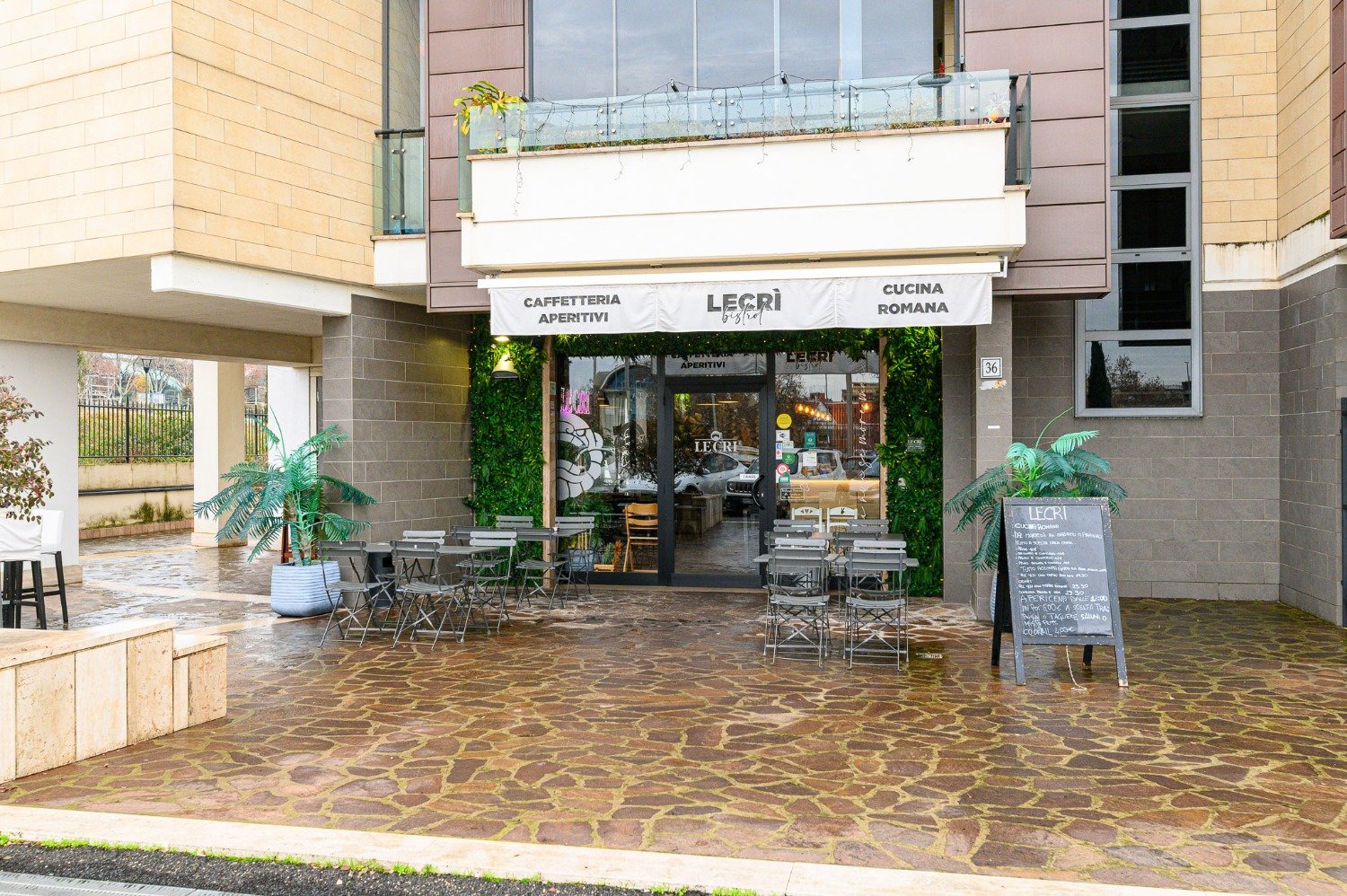 113-2679574-1 RISTORANTE AVVIATO – € 80.000 XT302