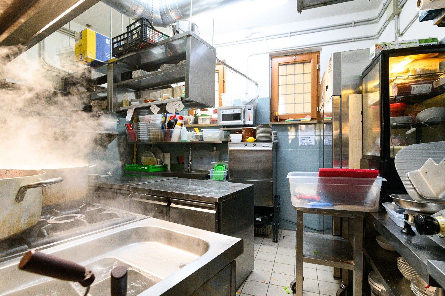 113-2679575-1 RISTORANTE AVVIATO – € 80.000 XT302