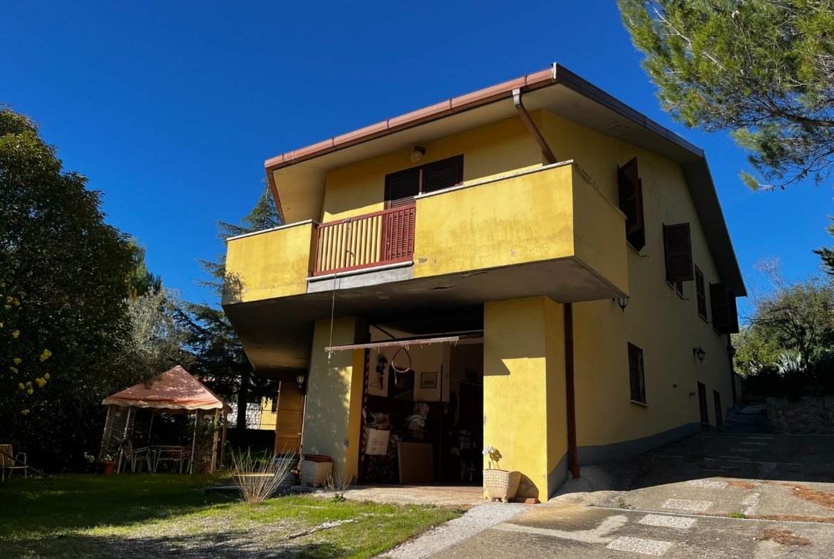 Calvi dell’Umbria – unifamiliare € 149000 T507