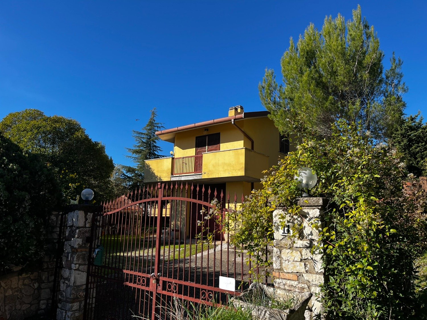 113-2731705-1 Calvi dell’Umbria – unifamiliare € 149000 T507