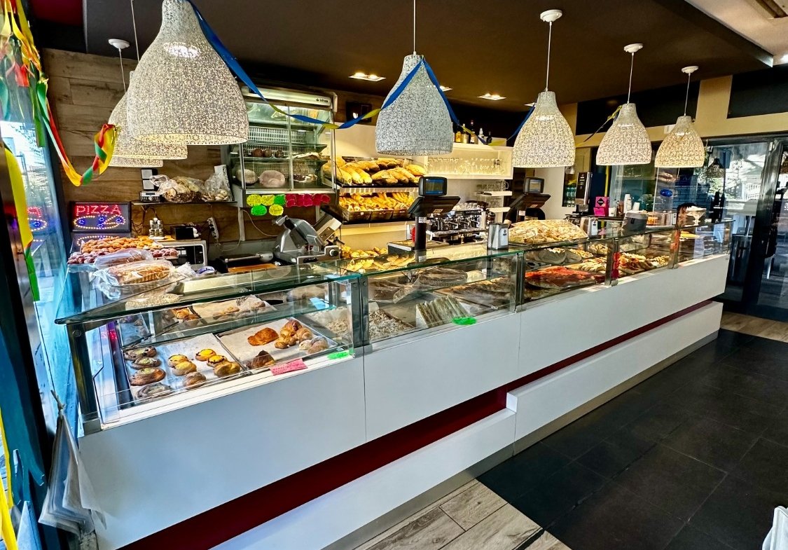 Spinaceto – Panificio, Bar – € 200.000