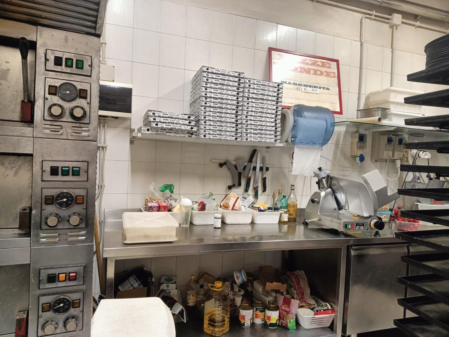 113-2792972-1 COPPEDE’ – ATTIVITA’ DI PIZZERIA – €149.000 – XT305