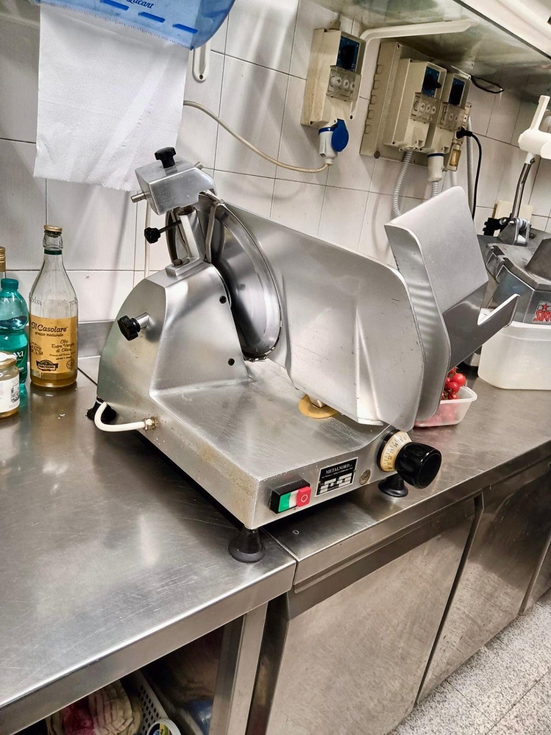 113-2792977-1 COPPEDE’ – ATTIVITA’ DI PIZZERIA – €149.000 – XT305