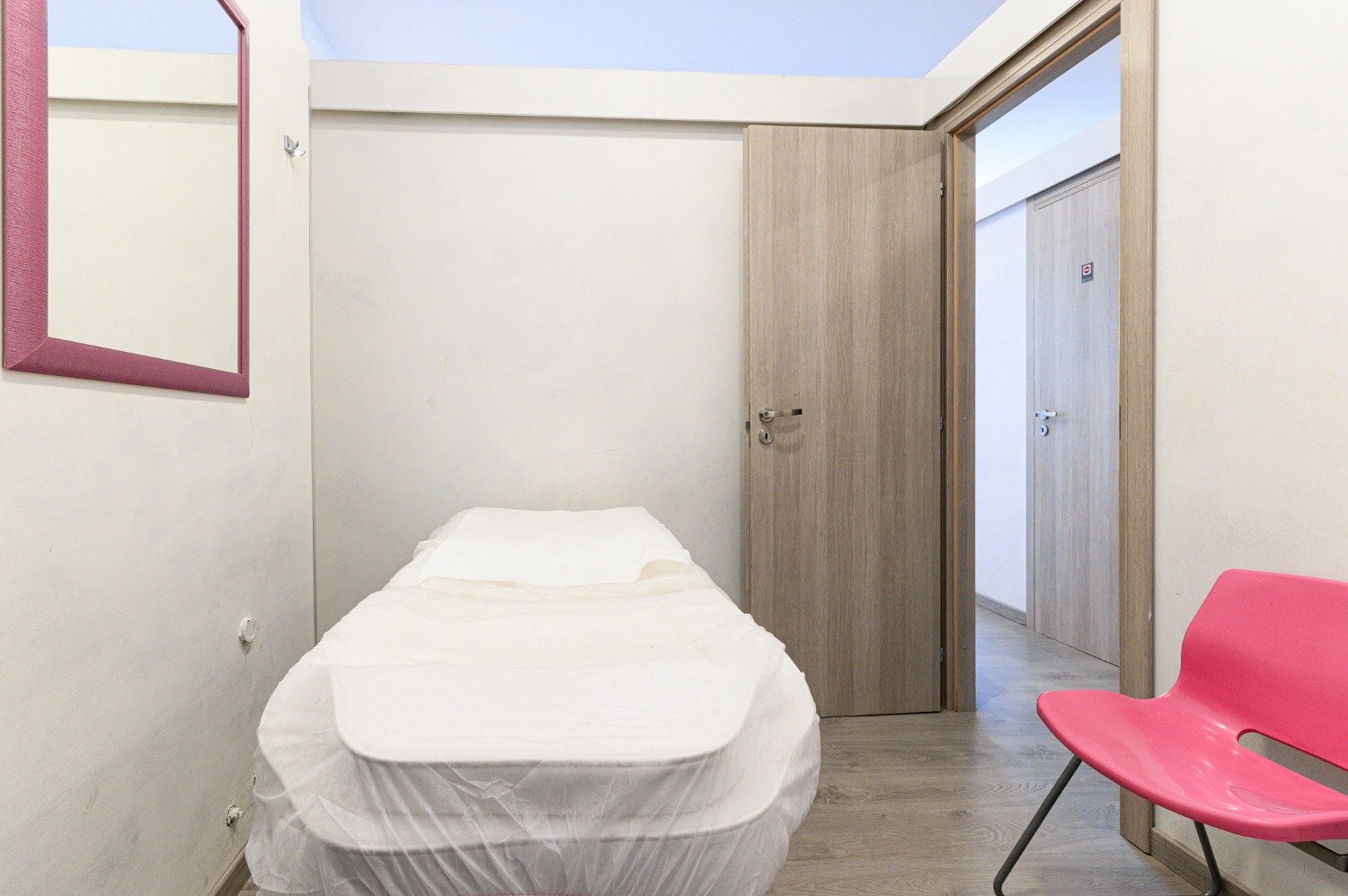 113-2795093-1 Marconi – Negozio 2 locali € 139000 NA201