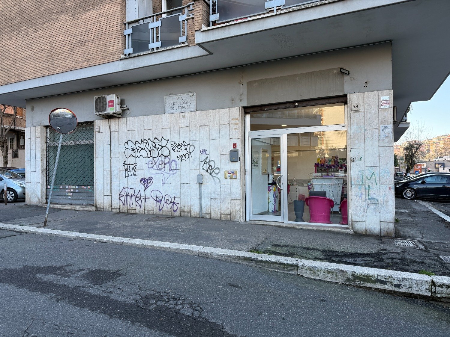 113-2795110-1 Marconi – Negozio 2 locali € 139000 NA201