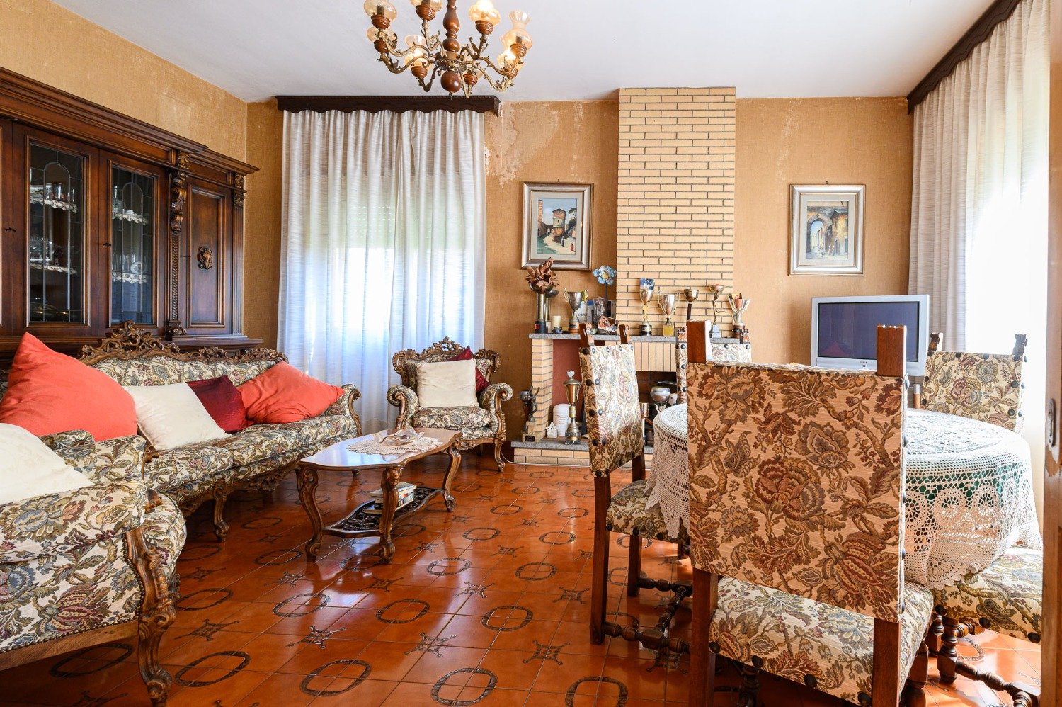 113-2809727-1 Acilia – AMPIA VILLA € 335000 T801