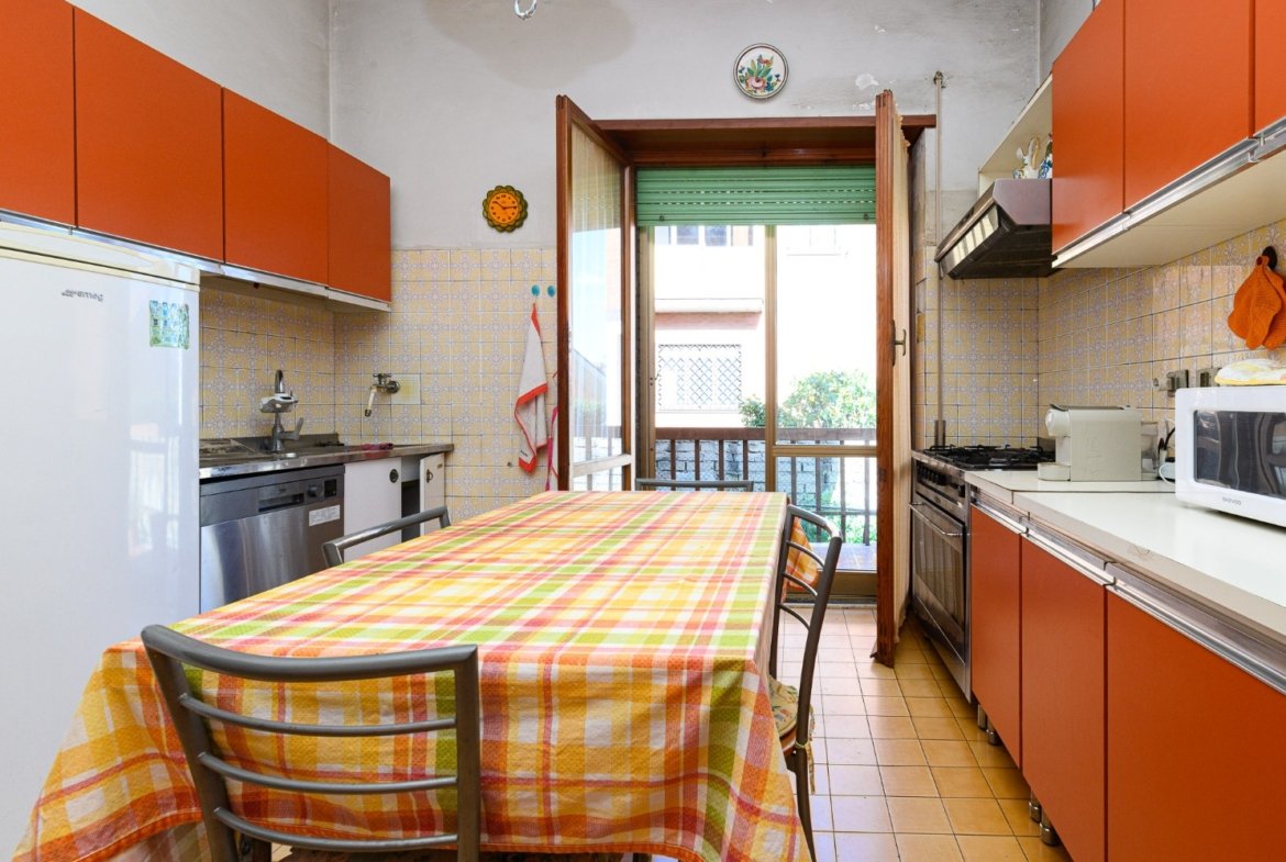 Acilia – AMPIA VILLA € 335000 T801