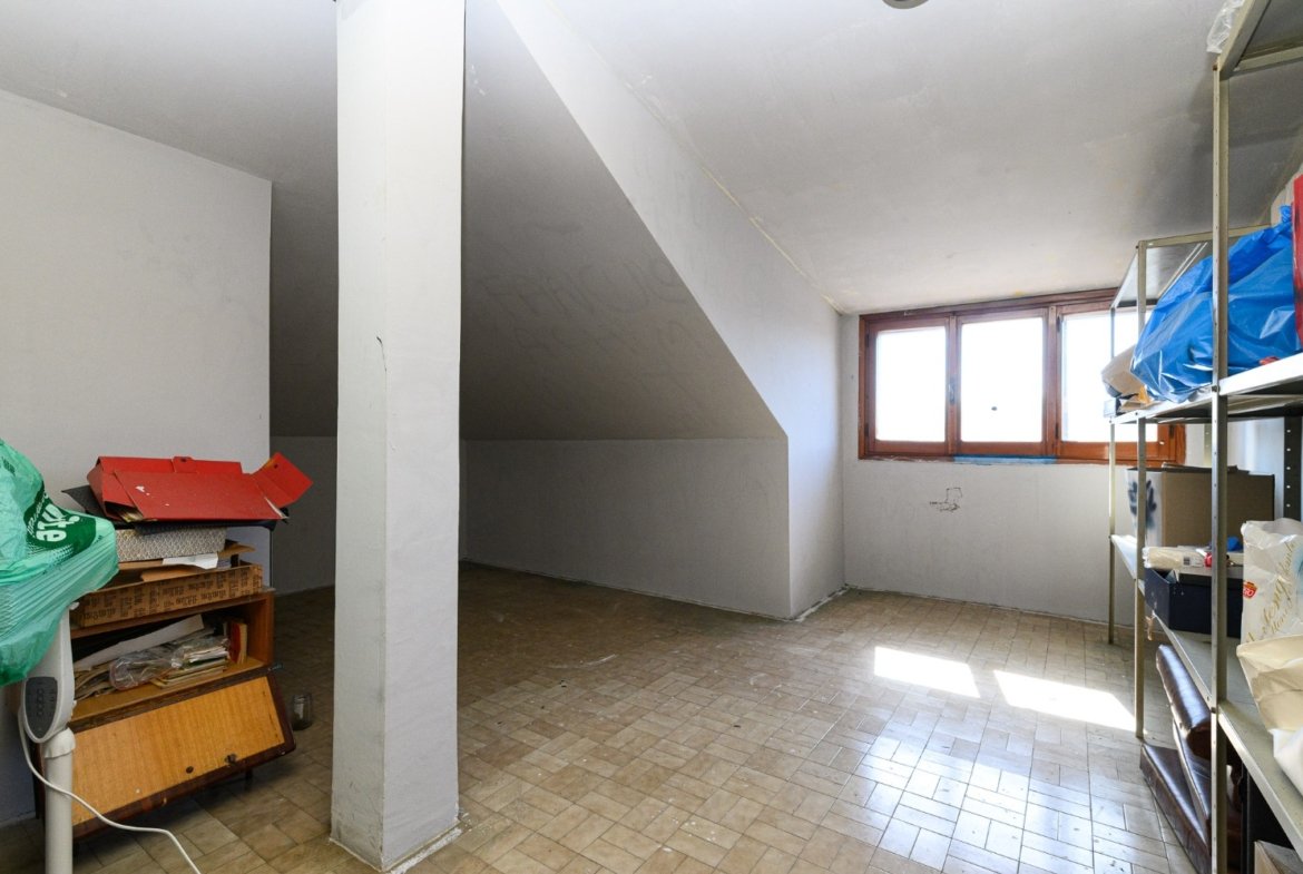 Acilia – AMPIA VILLA € 335000 T801