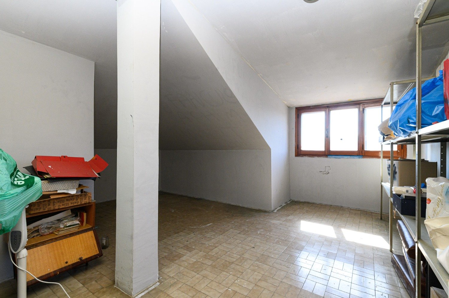 113-2809754-1 Acilia – AMPIA VILLA € 335000 T801