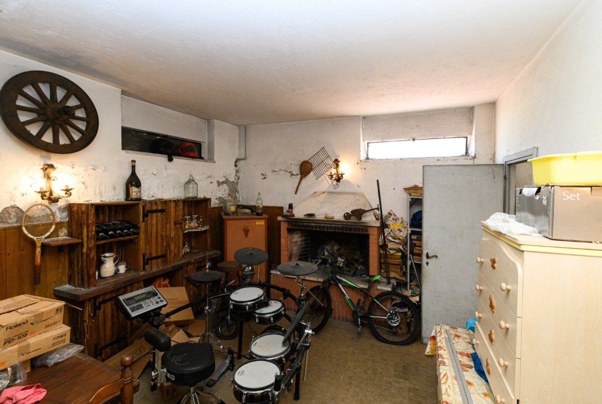 Acilia – AMPIA VILLA € 335000 T801