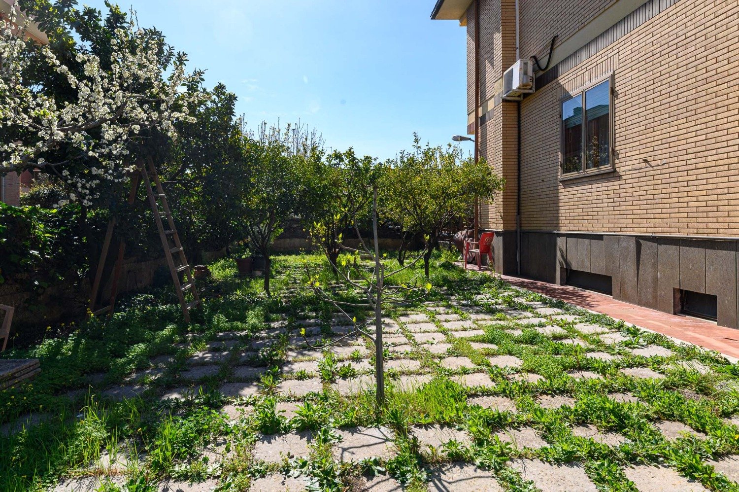 113-2809766-1 Acilia – AMPIA VILLA € 335000 T801