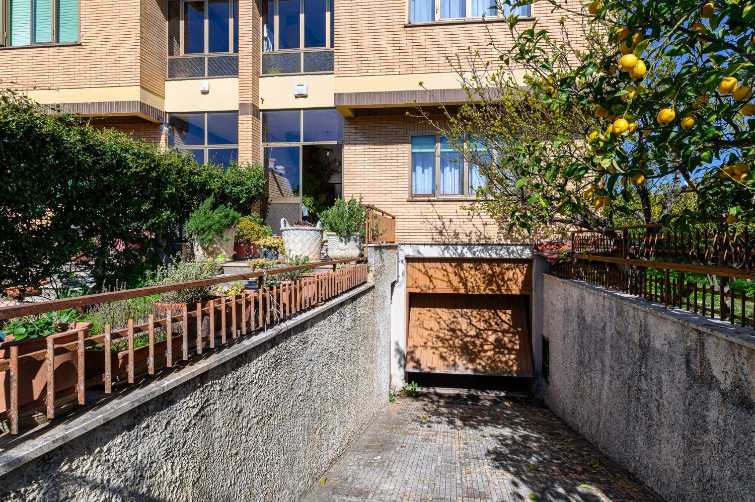 113-2809767-1 Acilia – AMPIA VILLA € 335000 T801