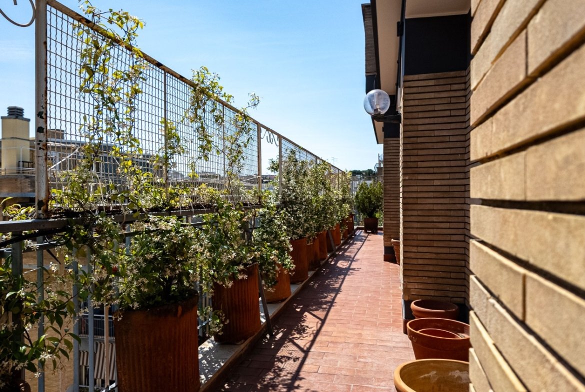 ATTICO – Viale dei Colli Portuensi – € 719000 T606