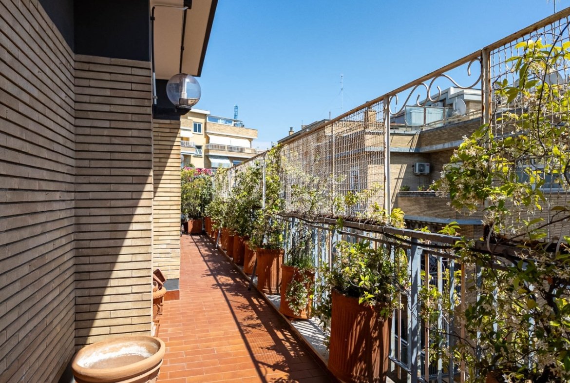ATTICO – Viale dei Colli Portuensi – € 719000 T606