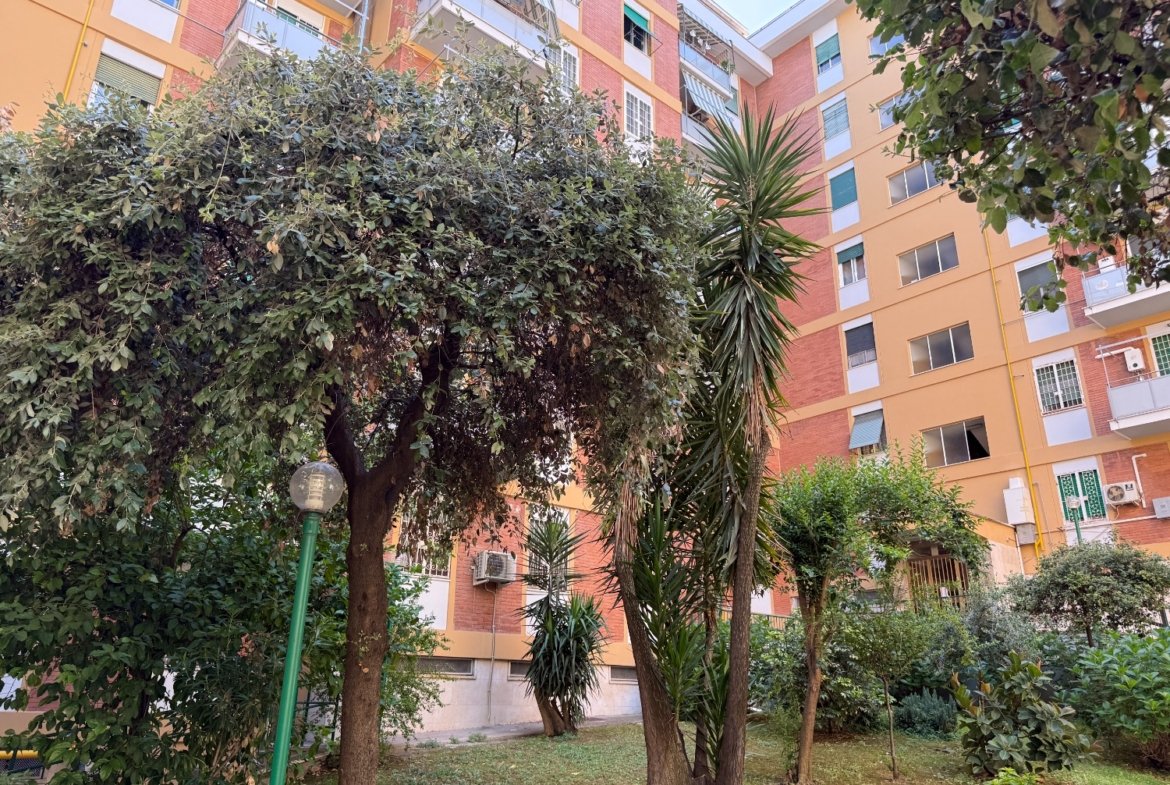 Garbatella ad. Metro – 4 locali € 389000 T412