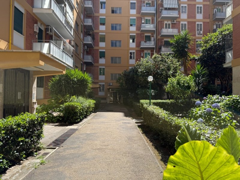 Garbatella ad. Metro – 4 locali € 389000 T417