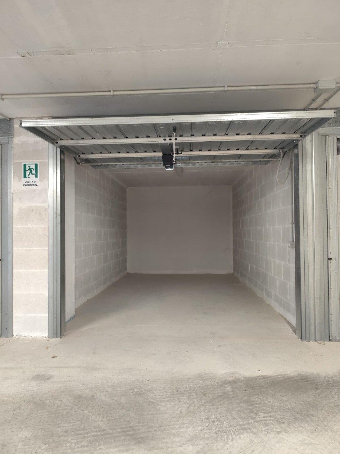 Torrino Mezzocammino – AFFITTO BOX AUTO – BA101