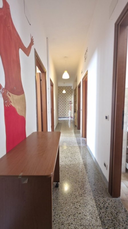 Ostiense Piramide – 4 locali € 539.000 T414