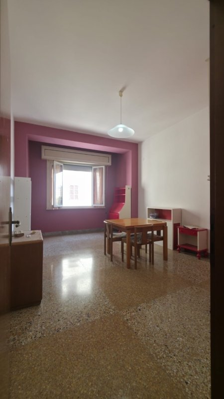 Ostiense Piramide – 4 locali € 539.000 T414