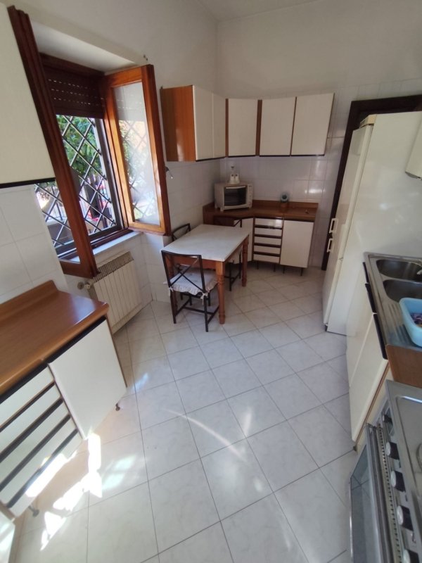 113-3005233 Tor De Cenci – AFFITTO