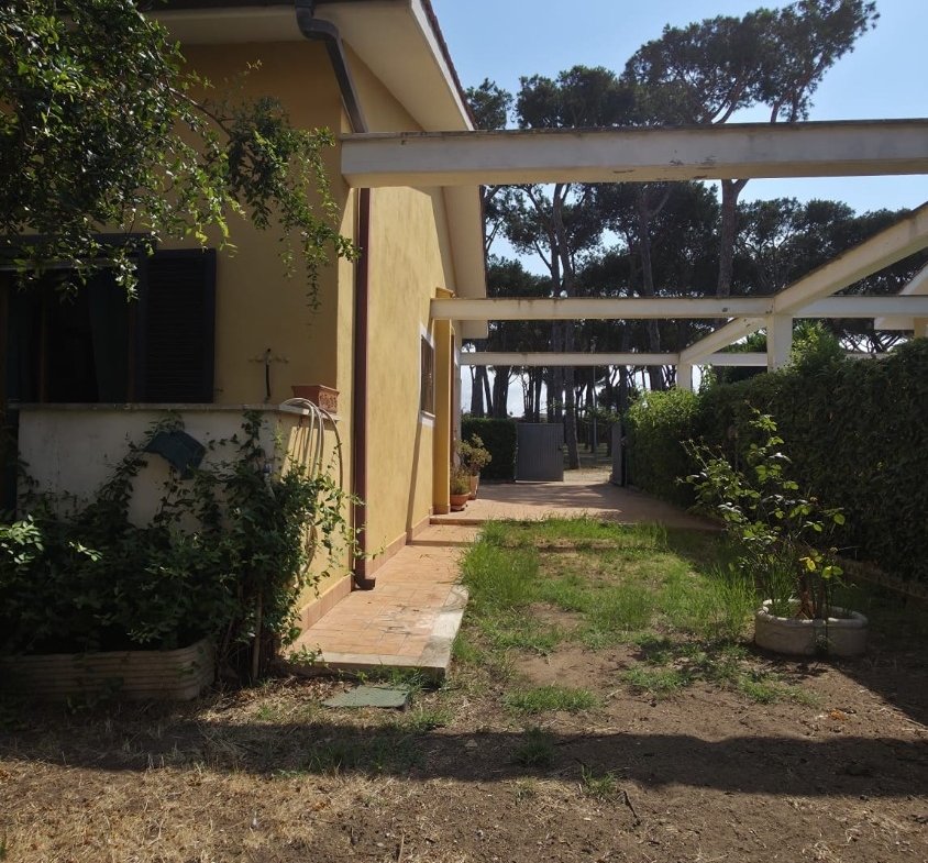 Ardea – 5 locali € 119000 T508