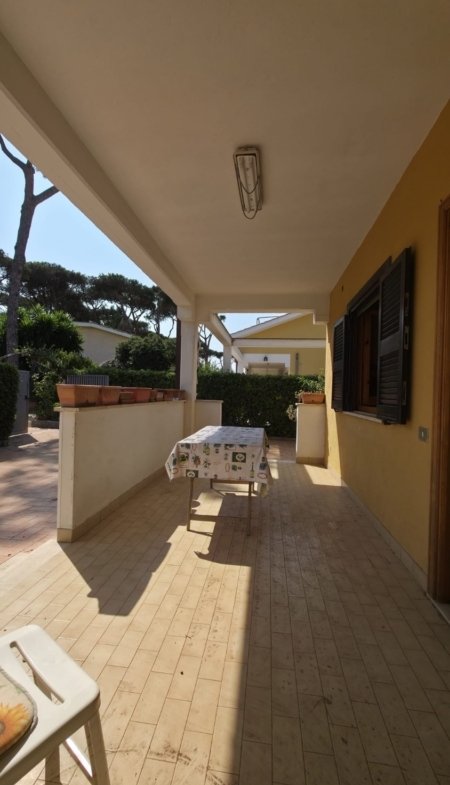 Ardea – 5 locali € 119000 T508
