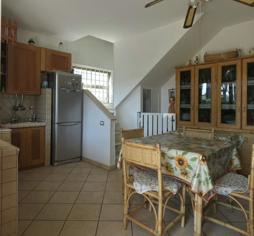 Ardea – 5 locali € 119000 T508