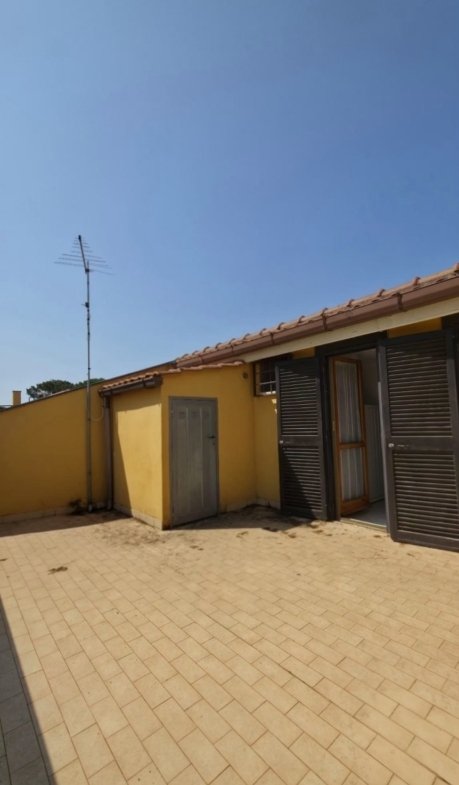 Ardea – 5 locali € 119000 T508