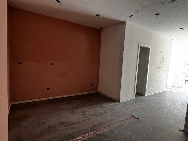 San Paolo ad. Metro – Negozio 1 locali € 1.200 XA102