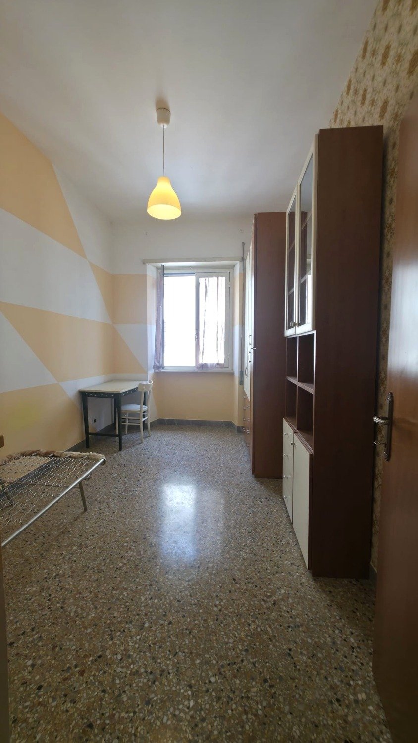 Ostiense Piramide – 4 locali € 498.000 T419