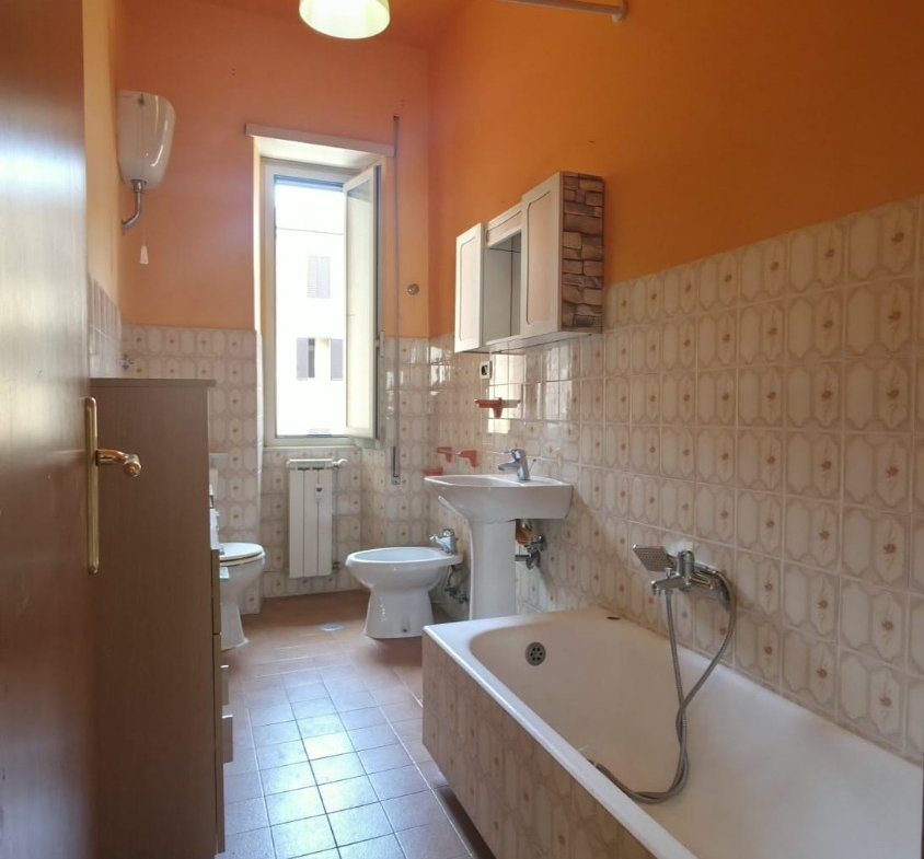 Ostiense Piramide – 4 locali € 539.000 T414