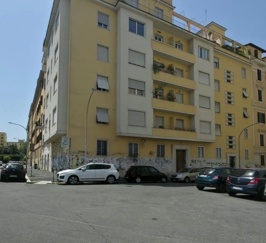 Ostiense Piramide – 4 locali € 539.000 T414