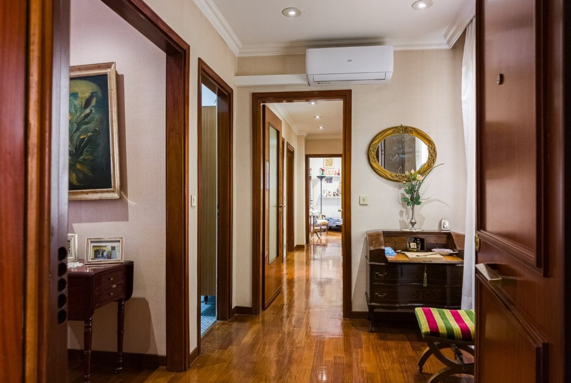 C.ne Ostiense ad. Air Terminal – 4 locali € 489000