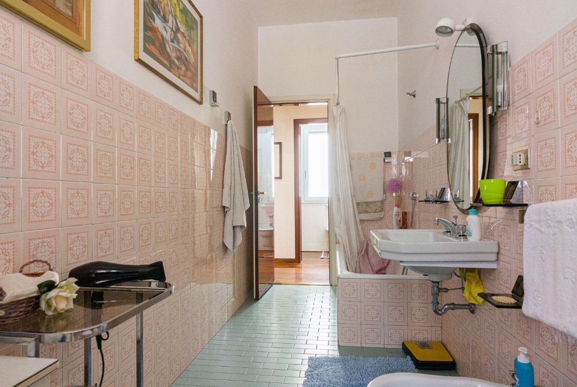 C.ne Ostiense ad. Air Terminal – 4 locali € 489000