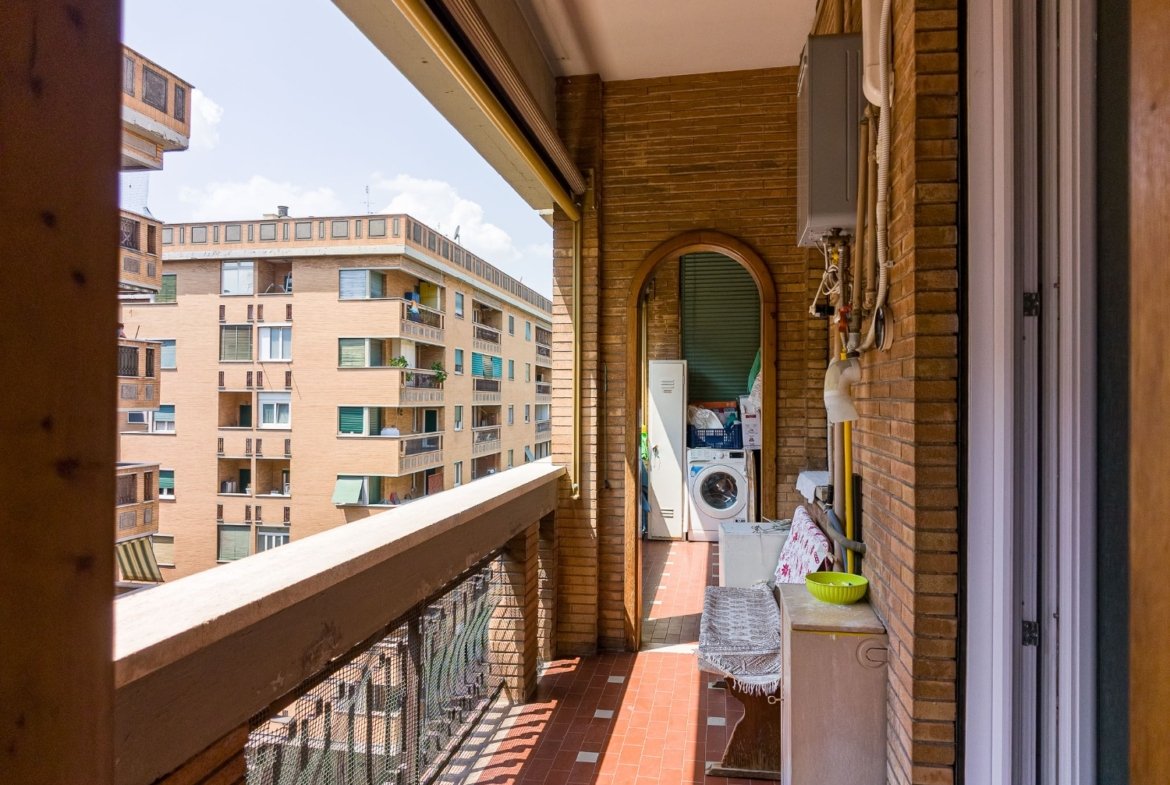 C.ne Ostiense ad. Air Terminal – 4 locali € 489000