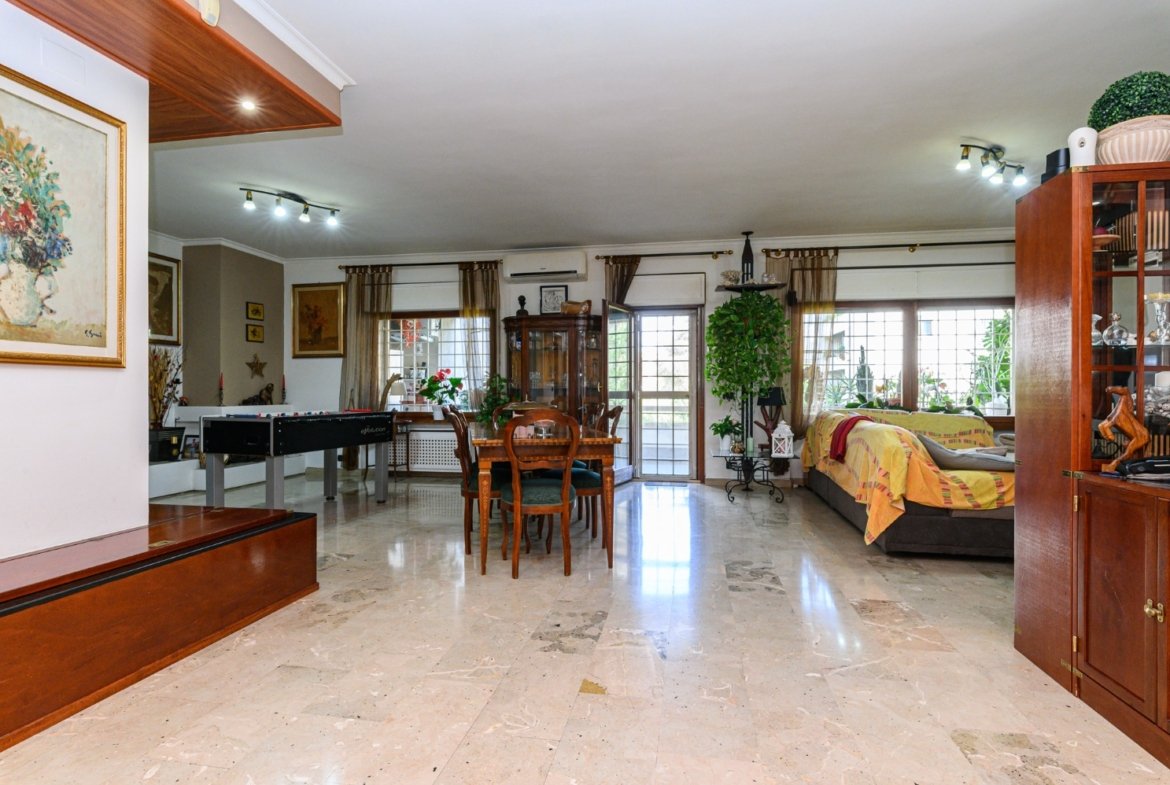 Eur Torrino SUD – 5 locali € 575000 T505