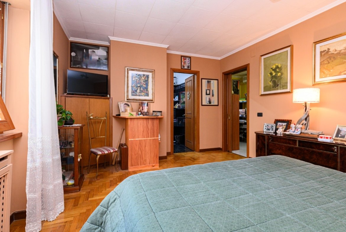 Eur Torrino SUD – 5 locali € 575000 T505