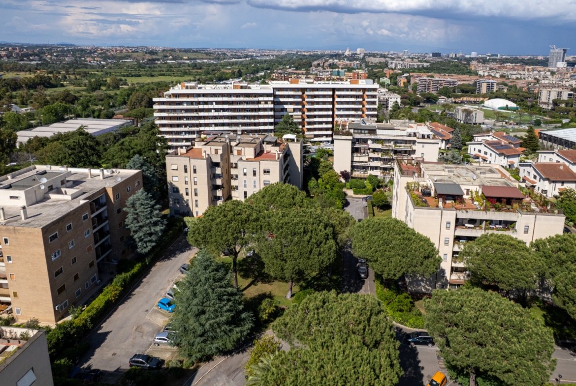 Eur Torrino SUD – 5 locali € 575000 T505