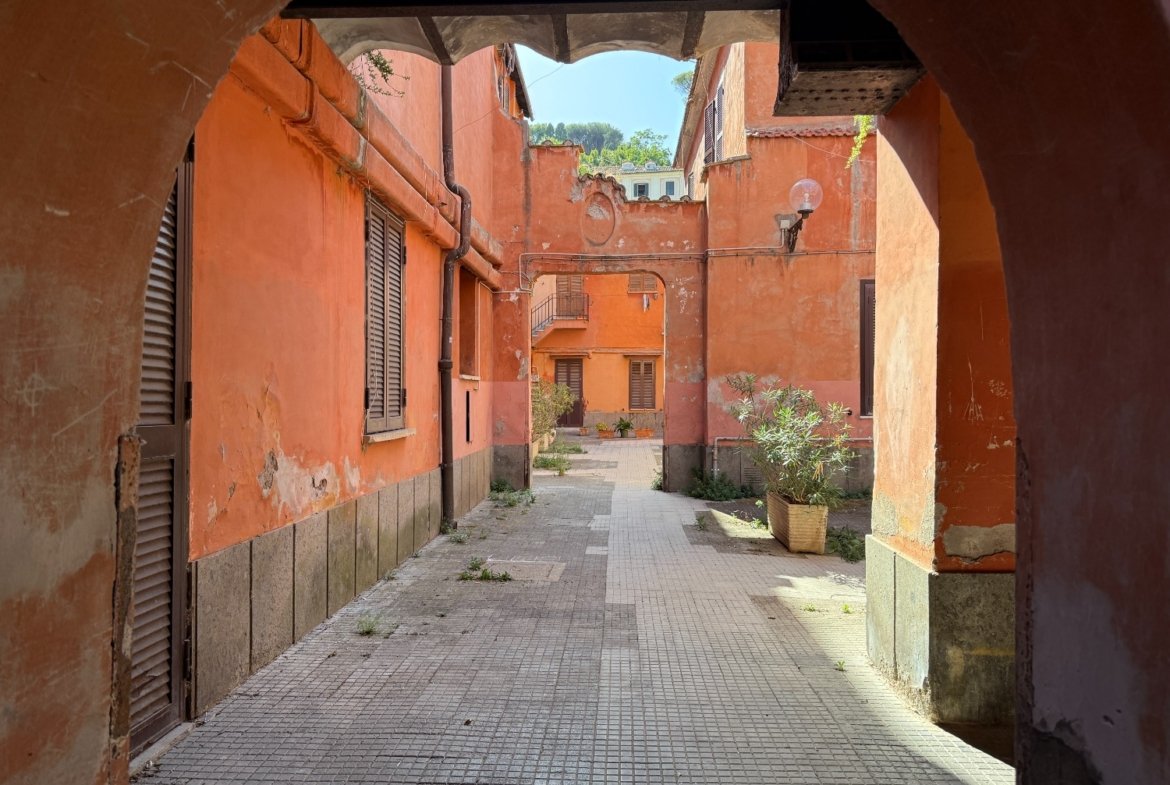 Trastevere – 2 locali � 395000 T209