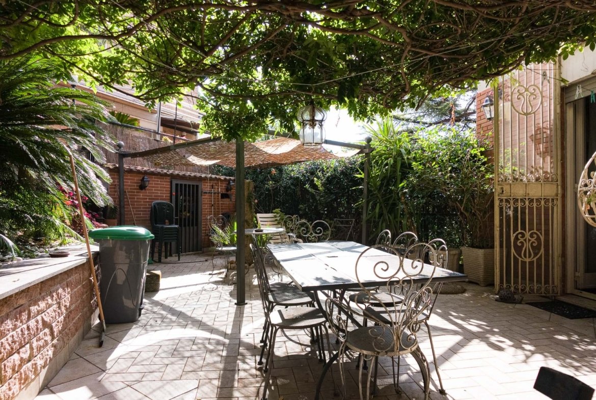 Battistini – Quadrilocale con GIARDINO – T403