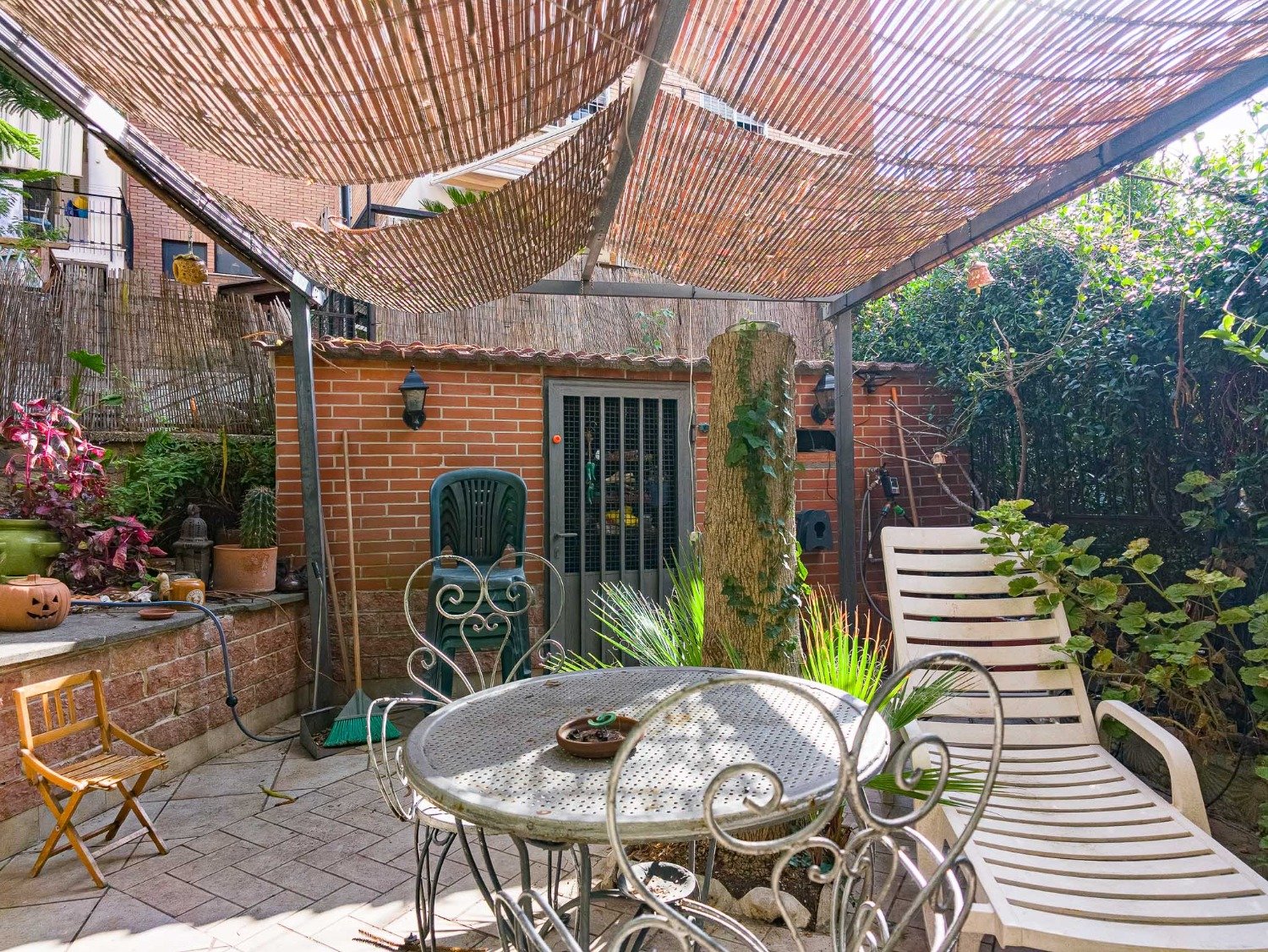 113-3083173-1 Battistini – Quadrilocale con GIARDINO – T403