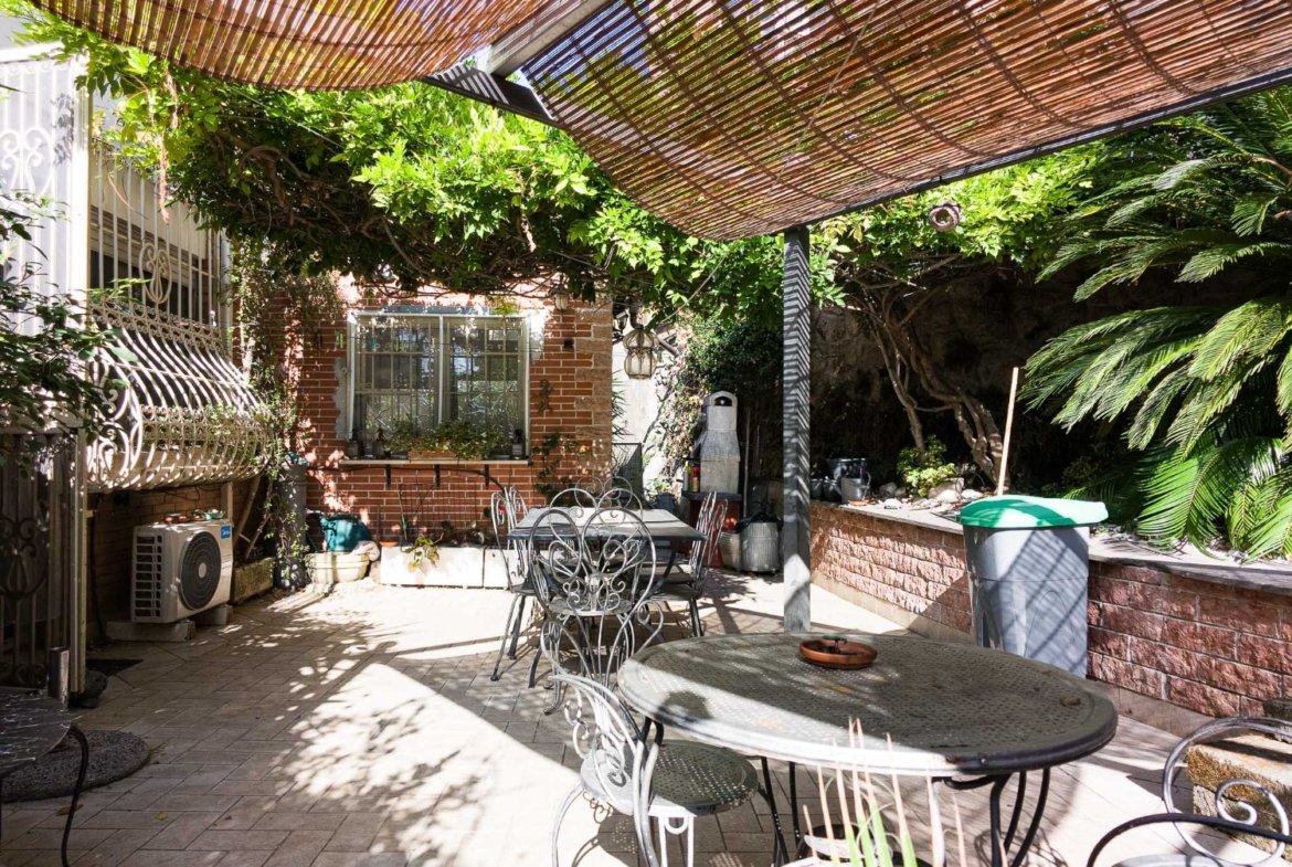 Battistini – Quadrilocale con GIARDINO – T403