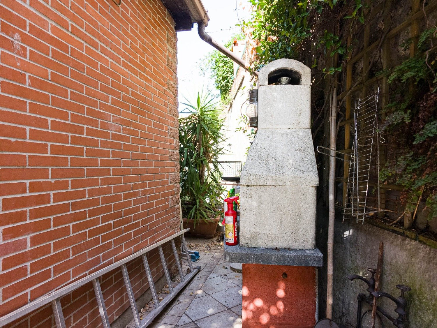 113-3083177-1 Battistini – Quadrilocale con GIARDINO – T403