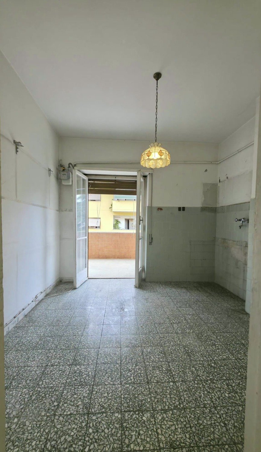 113-3083933-1 Tuscolana – 2 locali € 249.000 T210