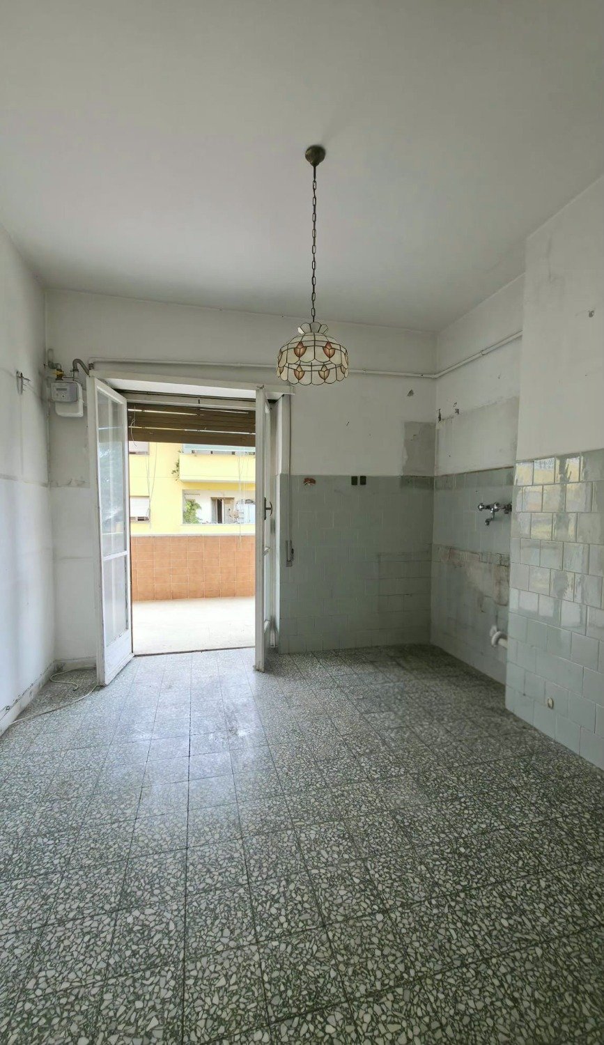 113-3083935-1 Tuscolana – 2 locali € 249.000 T210